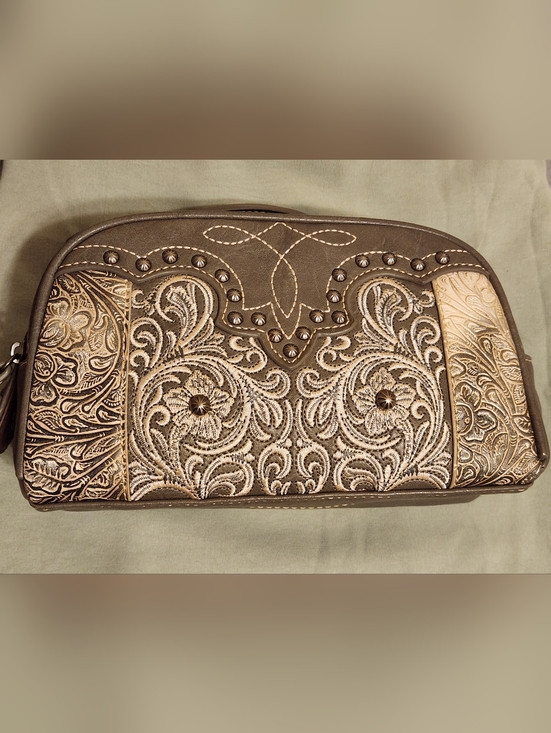 Montana West Handbags - Embroidered Floral Western Tote in Brown and Cream